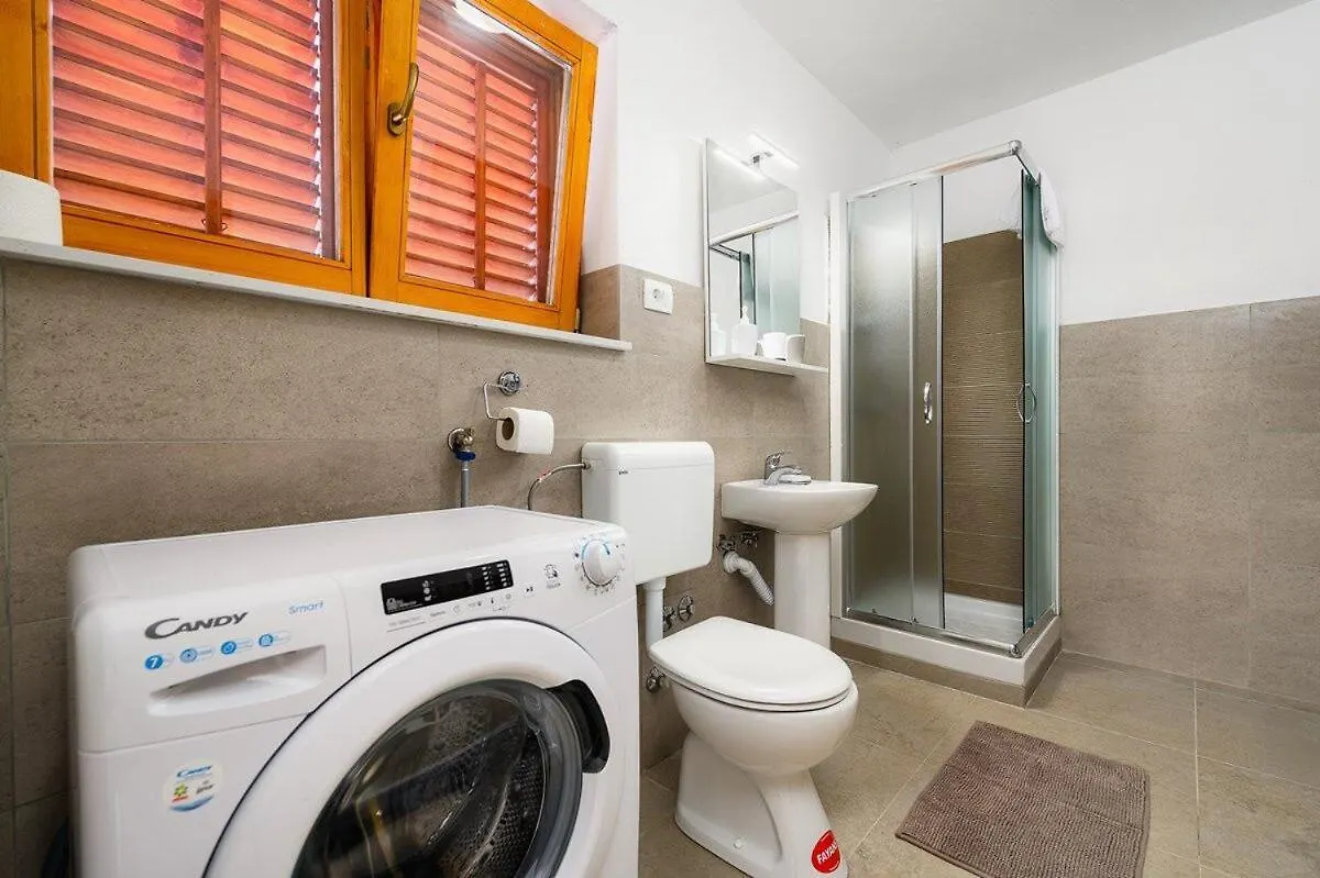 Apartment Casa Paradiz Labin  Croatia