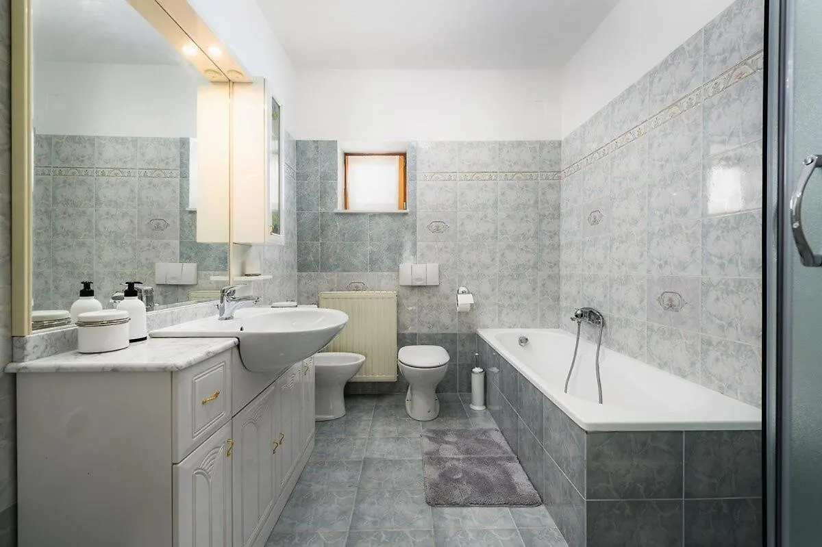 Apartment Casa Paradiz Labin